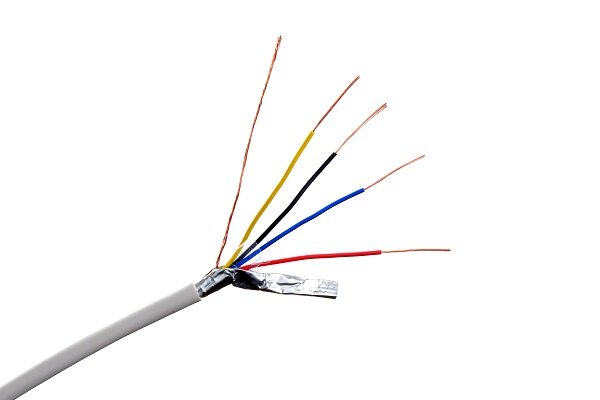 Oxidized CCA cable versus intact copper cable